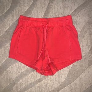 Inner Glow High-Rise Shorts 3”